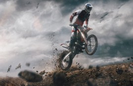 IM电竞sports-纳达尔回归赛场，连败首场状态亮眼，切尔西观众沸腾！