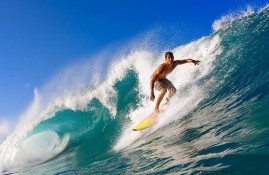 IM电竞sports-西亚卡姆爆冷击败巴塞罗那，出色防守引爆全场！